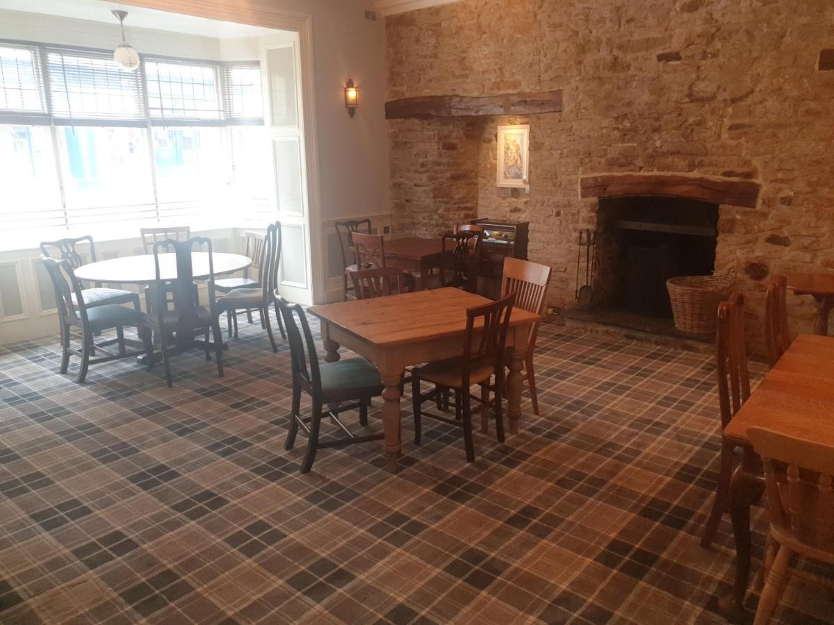 The Black Swan 3* Pickering