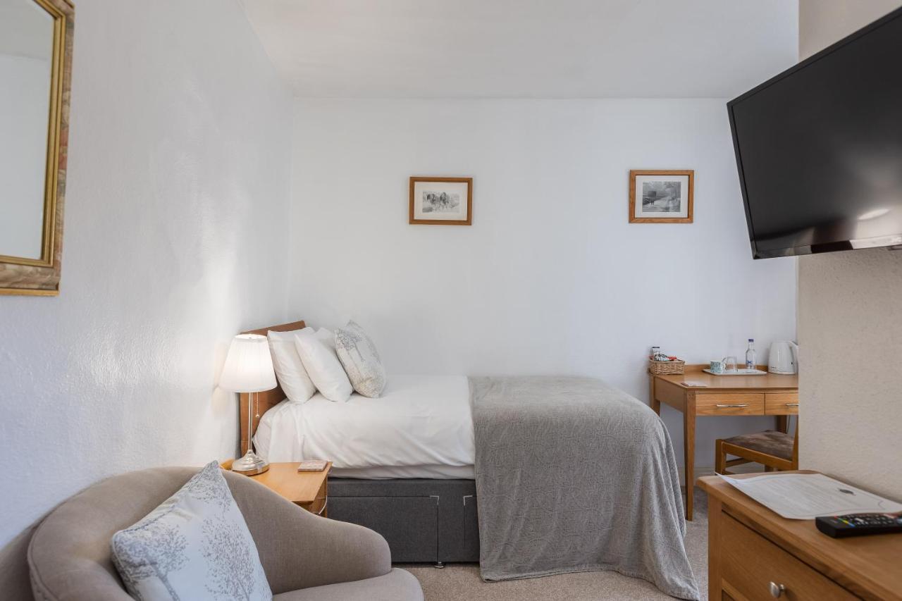 The Black Swan 3* Pickering